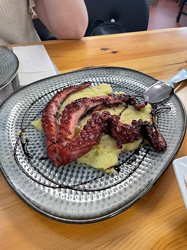 La Chispa Casa De Comidas pulpo